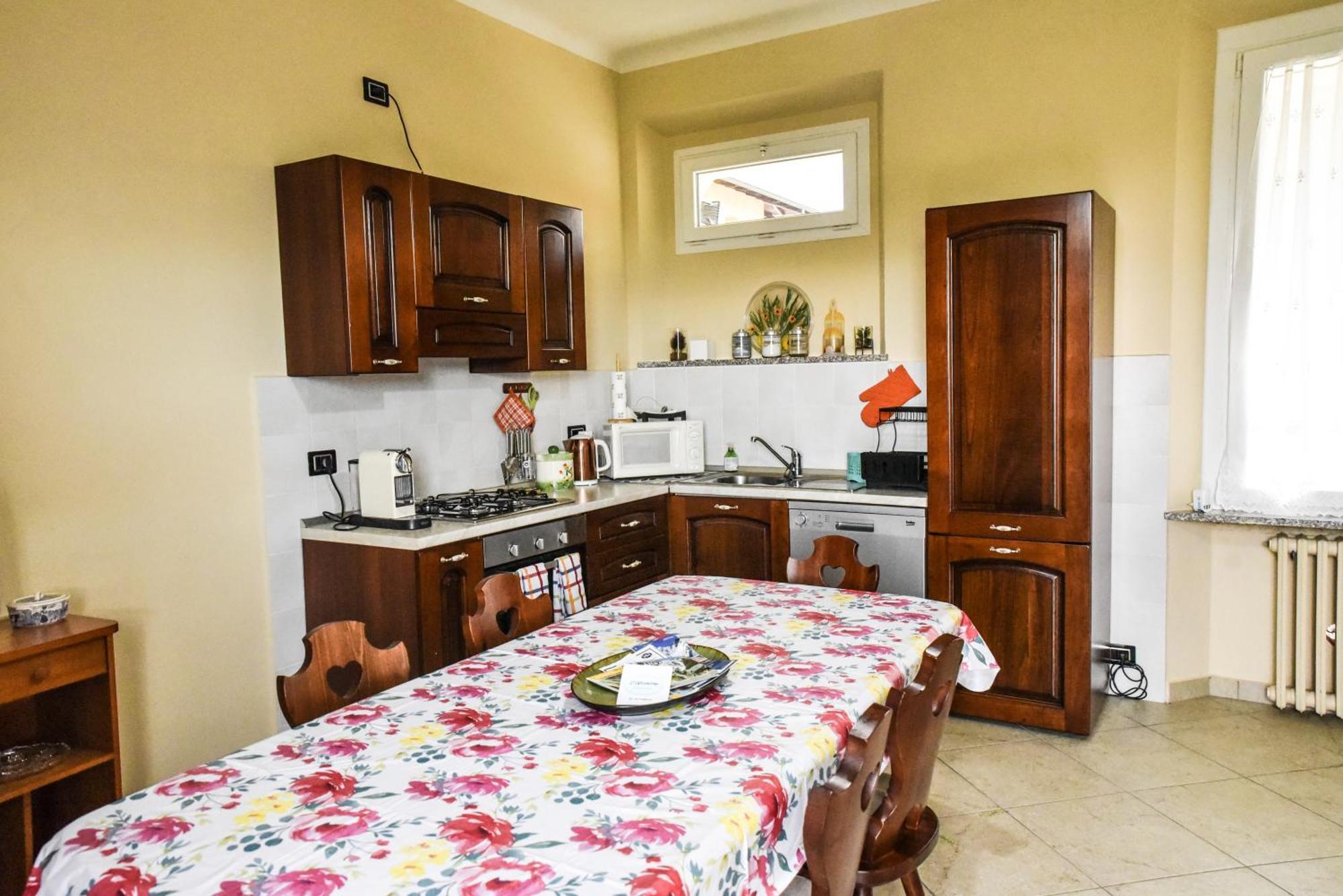 Il Glisentino Apartment Castelletto sopra Ticino Luaran gambar