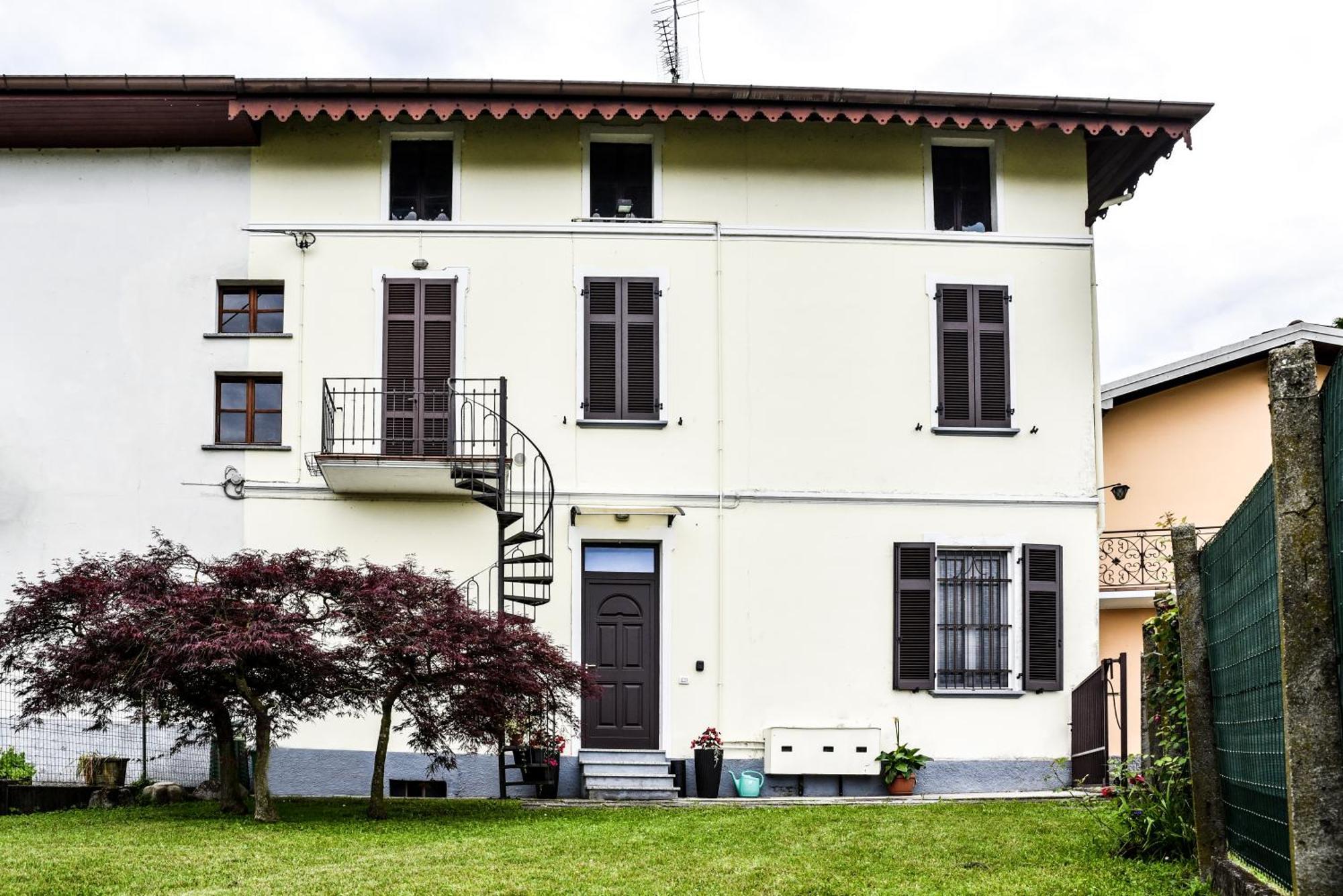 Il Glisentino Apartment Castelletto sopra Ticino Luaran gambar